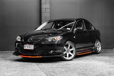 2004 Mazda Axela - Thumbnail