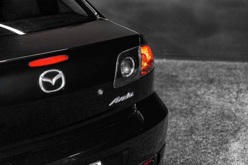 2004 Mazda Axela
