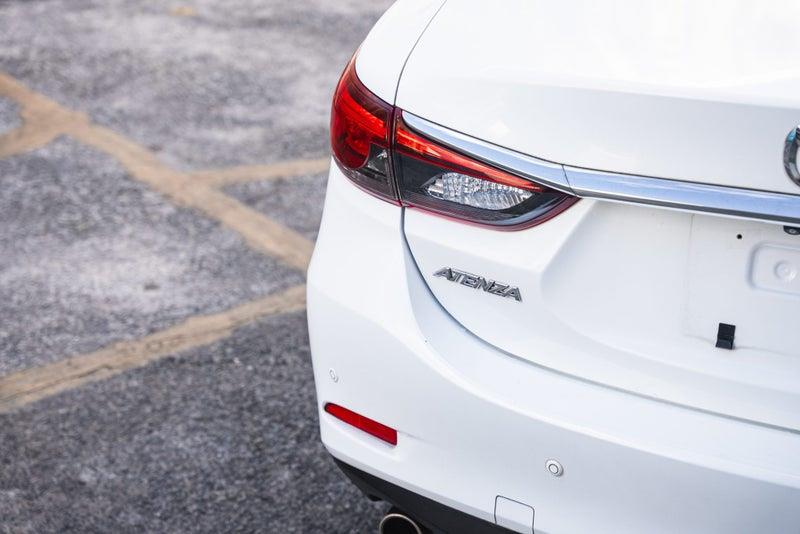 2015 Mazda Atenza