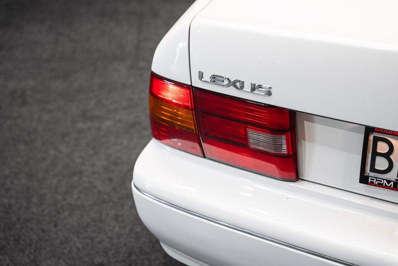 1995 Lexus LS 400