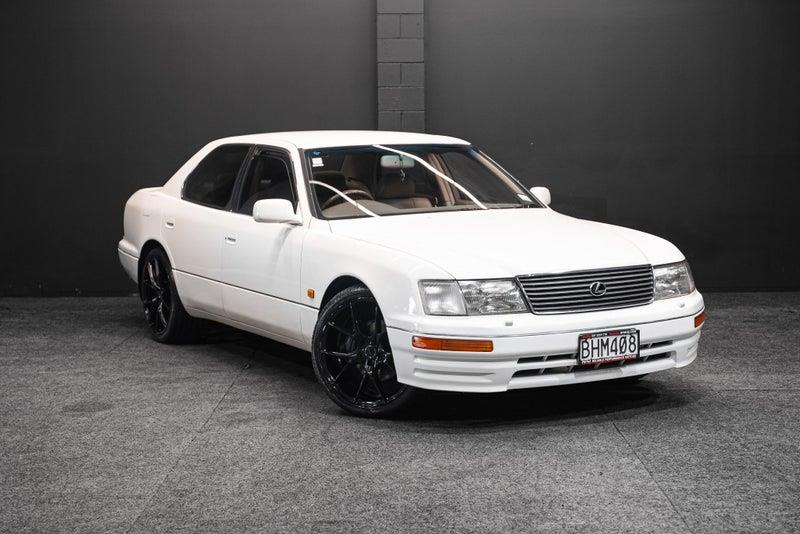 1995 Lexus LS 400