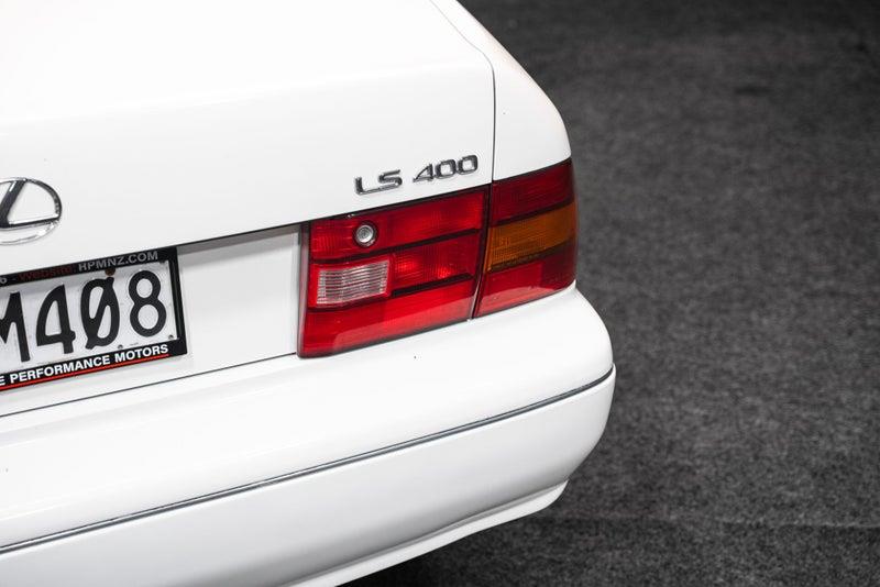 1995 Lexus LS 400