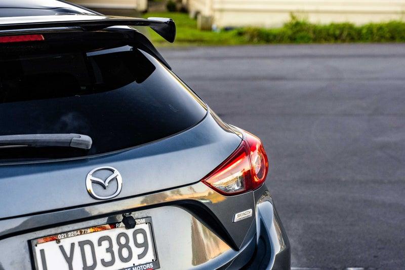 2014 Mazda Axela