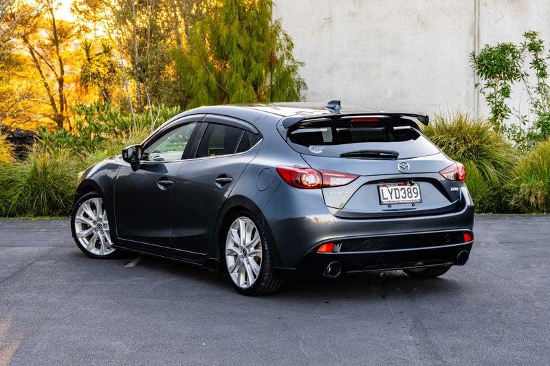 2014 Mazda Axela