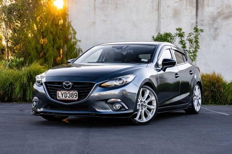 2014 Mazda Axela