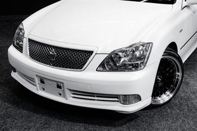 2005 Toyota Crown - Thumbnail
