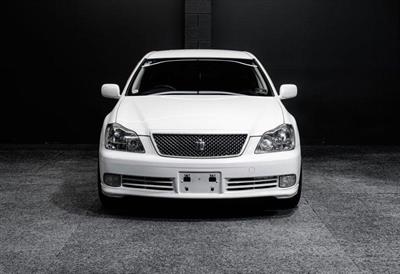 2005 Toyota Crown - Thumbnail