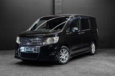 2012 Honda Step Wagon - Thumbnail