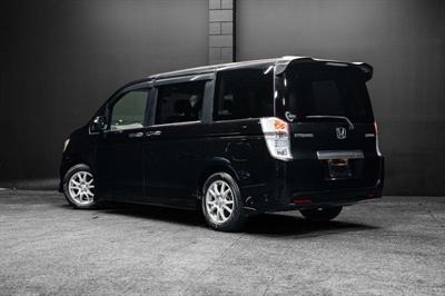 2012 Honda Step Wagon - Thumbnail