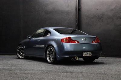2004 Nissan Skyline - Thumbnail