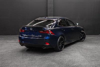 2013 Lexus IS 350 - Thumbnail