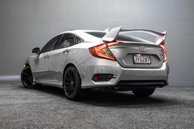2016 Honda Civic - Thumbnail
