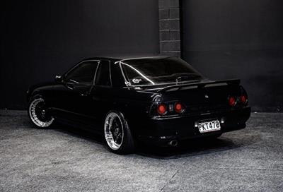 1992 Nissan Skyline - Thumbnail