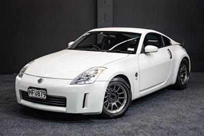 2005 Nissan Fairlady