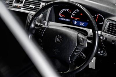 2004 Toyota Crown - Thumbnail