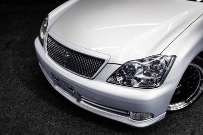 2004 Toyota Crown - Thumbnail