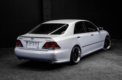 2004 Toyota Crown - Thumbnail