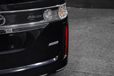 2013 Mazda BIANTE - Thumbnail