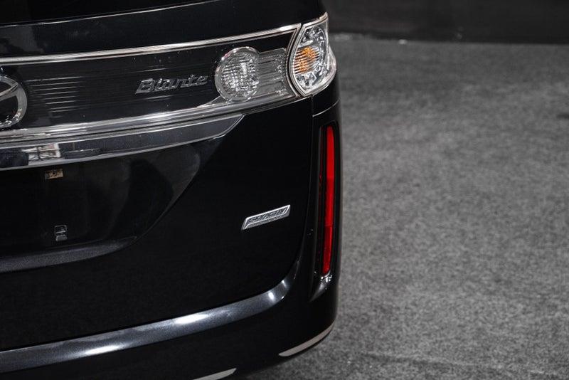 2013 Mazda BIANTE