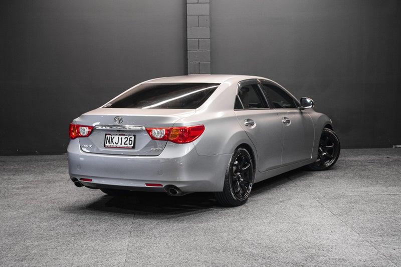 2011 Toyota MARK-X