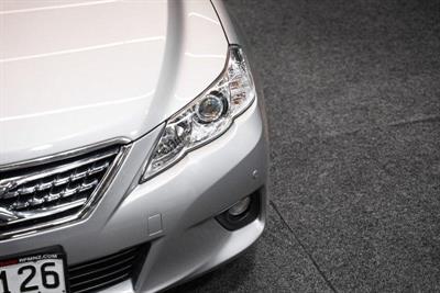 2011 Toyota MARK-X - Thumbnail