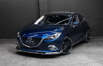 2016 Mazda Axela - Thumbnail
