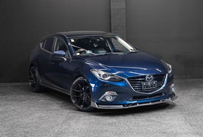 2016 Mazda Axela - Thumbnail