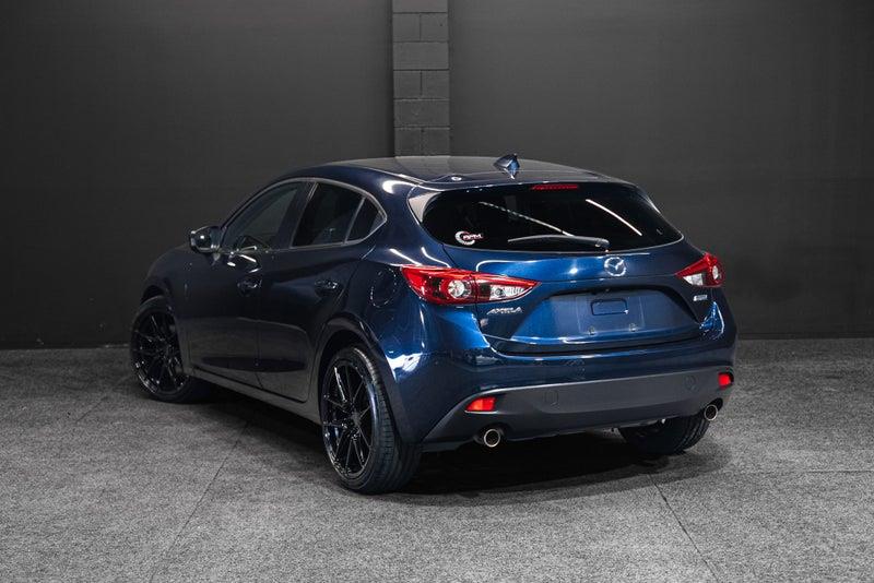 2016 Mazda Axela