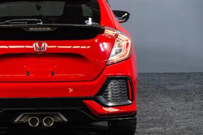 2018 Honda Civic - Thumbnail