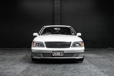 1999 Toyota Celsior - Thumbnail