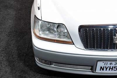 1999 Toyota Crown - Thumbnail