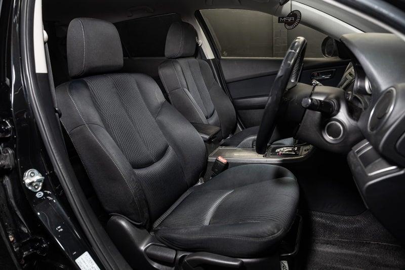2011 Mazda Atenza