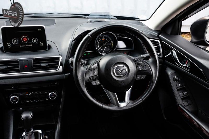 2014 Mazda Axela