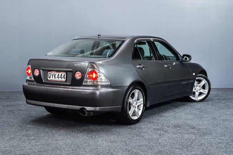 1999 Toyota Altezza
