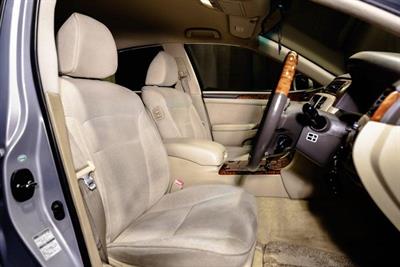 2004 Toyota Crown - Thumbnail