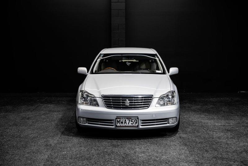 2004 Toyota Crown