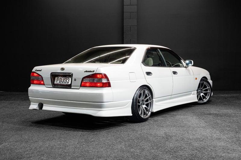 2001 Nissan Laurel