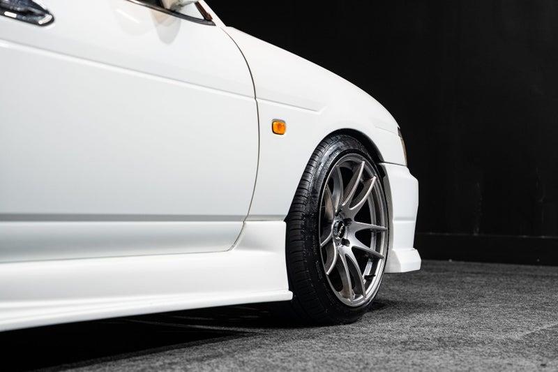 2001 Nissan Laurel