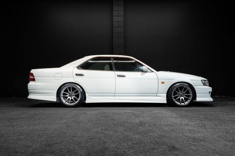 2001 Nissan Laurel