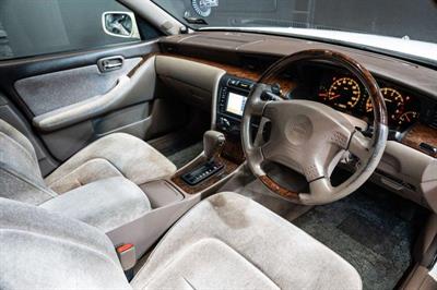2001 Nissan Laurel - Thumbnail