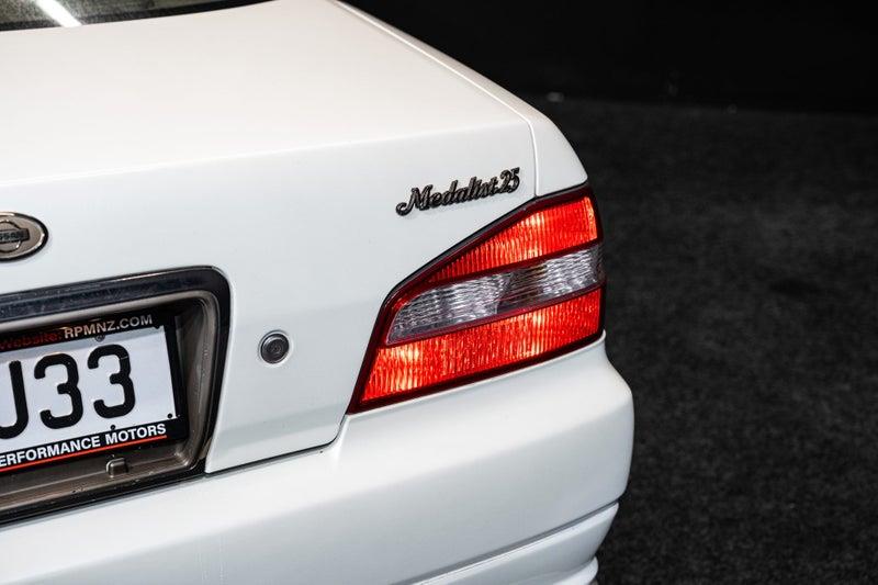 2001 Nissan Laurel