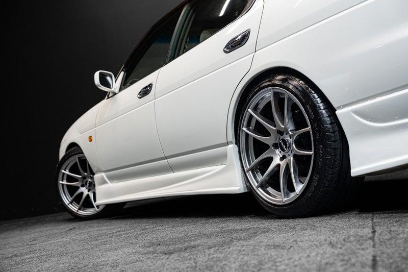 2001 Nissan Laurel