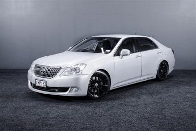 2009 Toyota Crown