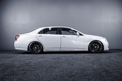 2009 Toyota Crown - Thumbnail
