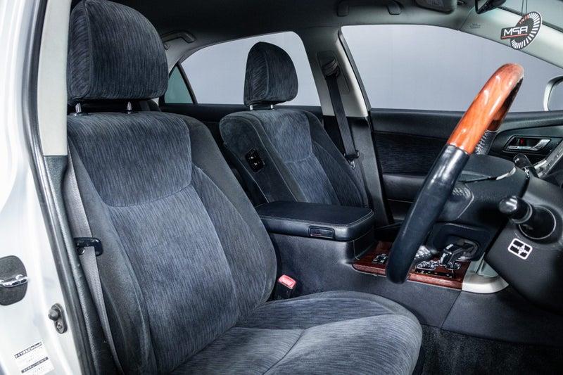 2009 Toyota Crown