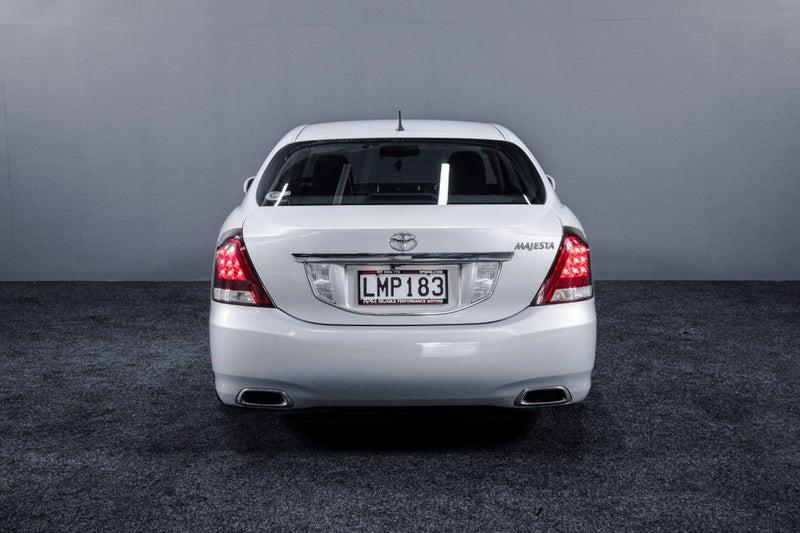 2009 Toyota Crown