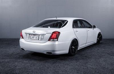 2009 Toyota Crown - Thumbnail