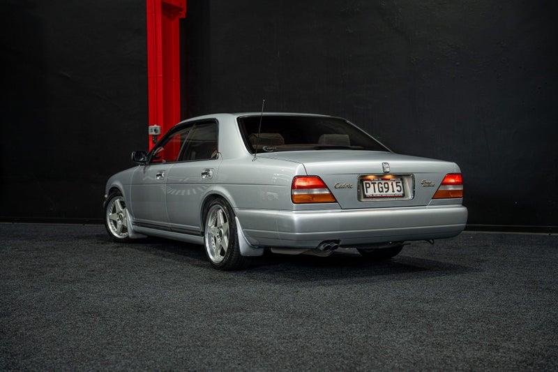 1995 Nissan Cedric