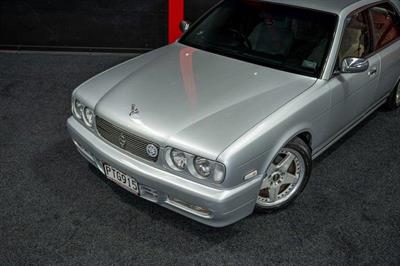 1995 Nissan Cedric - Thumbnail