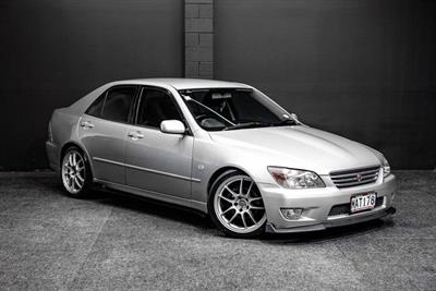 1999 Toyota Altezza - Thumbnail